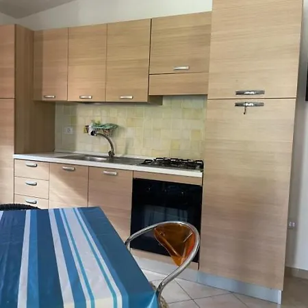 Big Zan01/02 - 4 Bedrooms - 16 Beds - 4 B * Agrustos