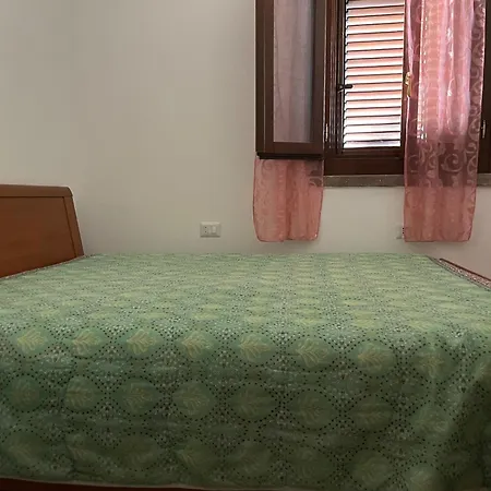 Big Zan01/02 · 4 Bedrooms · 16 Beds · 4 B Βίλα *