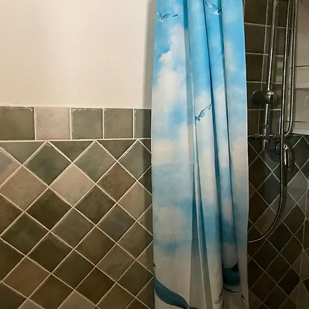 Big Zan01/02 · 4 Bedrooms · 16 Beds · 4 B Agrustos