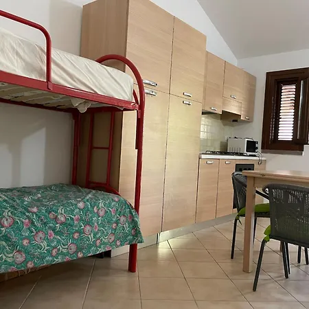 Big Zan01/02 · 4 Bedrooms · 16 Beds · 4 B Agrustos