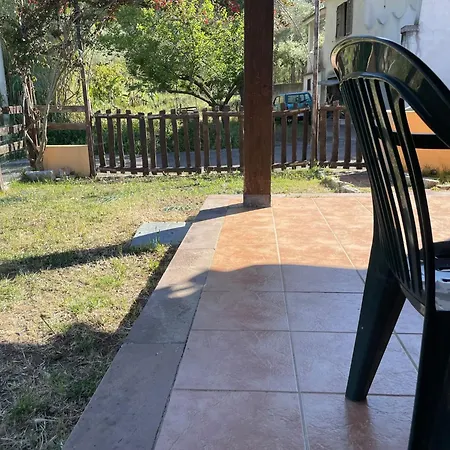 Βίλα Big Zan01/02 · 4 Bedrooms · 16 Beds · 4 B